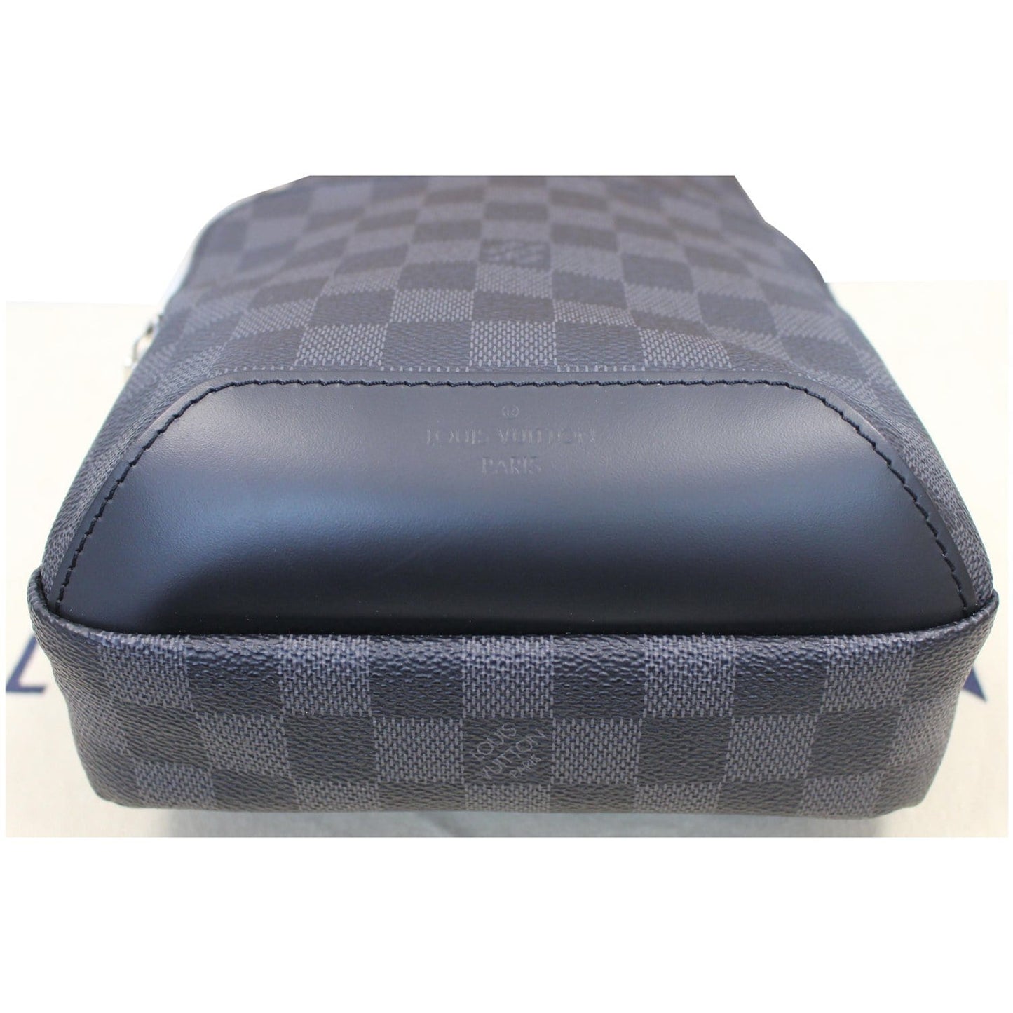 LOUIS VUITTON Avenue Sling Damier Graphite Crossbody Bag Black