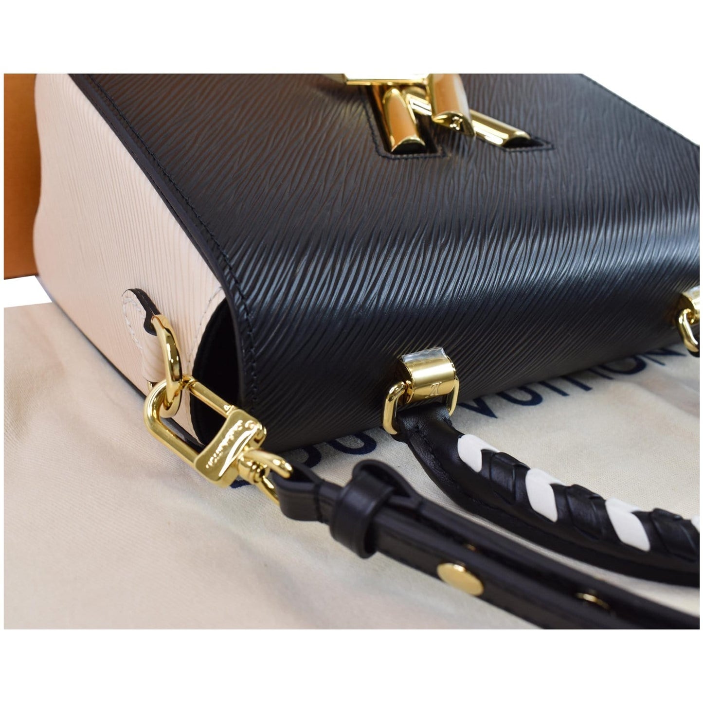 LOUIS VUITTON LV Crafty Twist MM Grained Epi Shoulder Bag Black