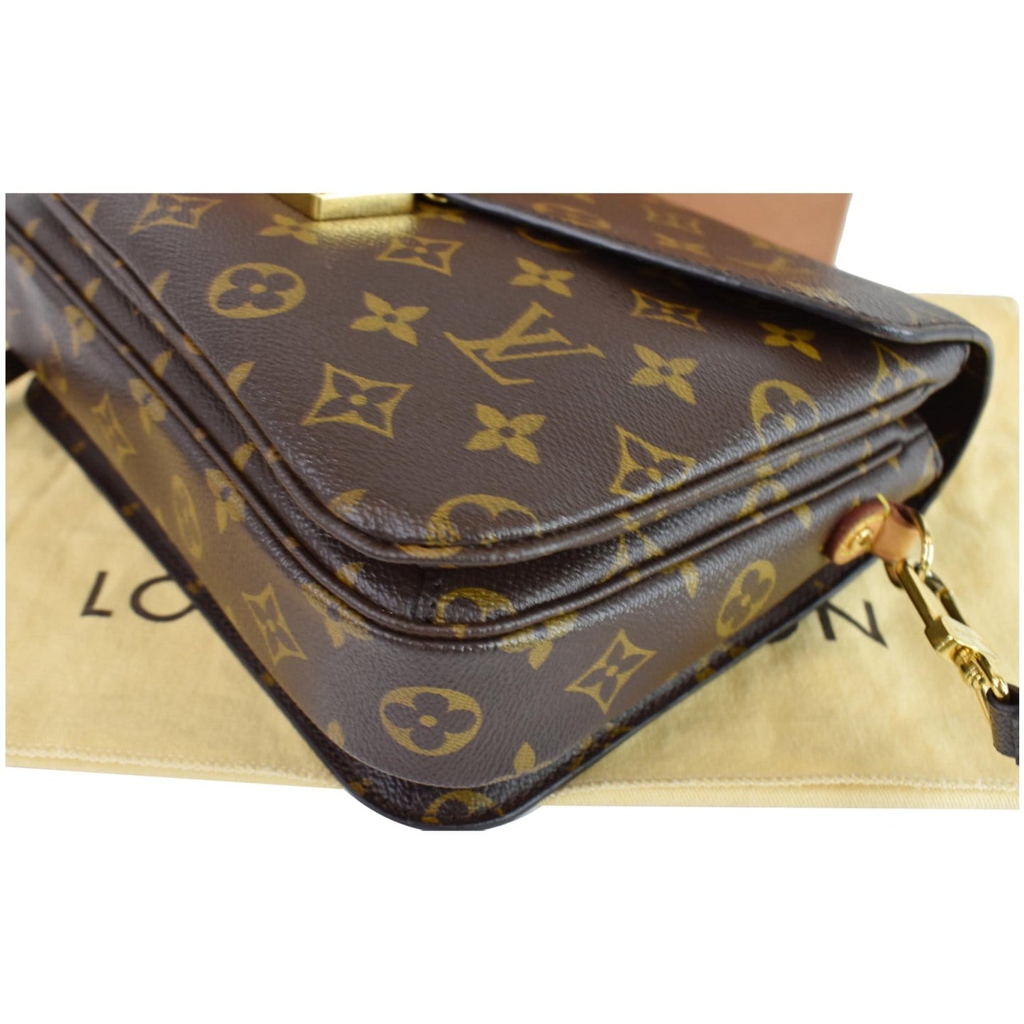 LOUIS VUITTON Metis Pochette Monogram Canvas Crossbody Bag Brown