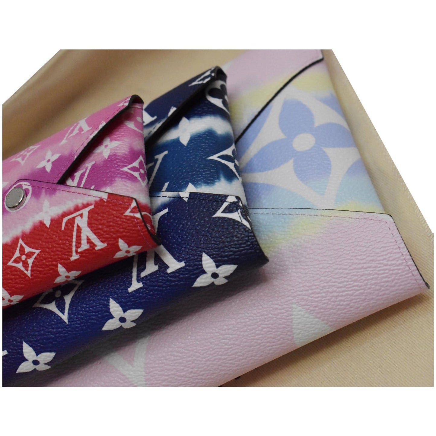 LOUIS VUITTON Summer Kirigami Pochette Set Monogram Escale Pastel/Blue/Red - 25% OFF