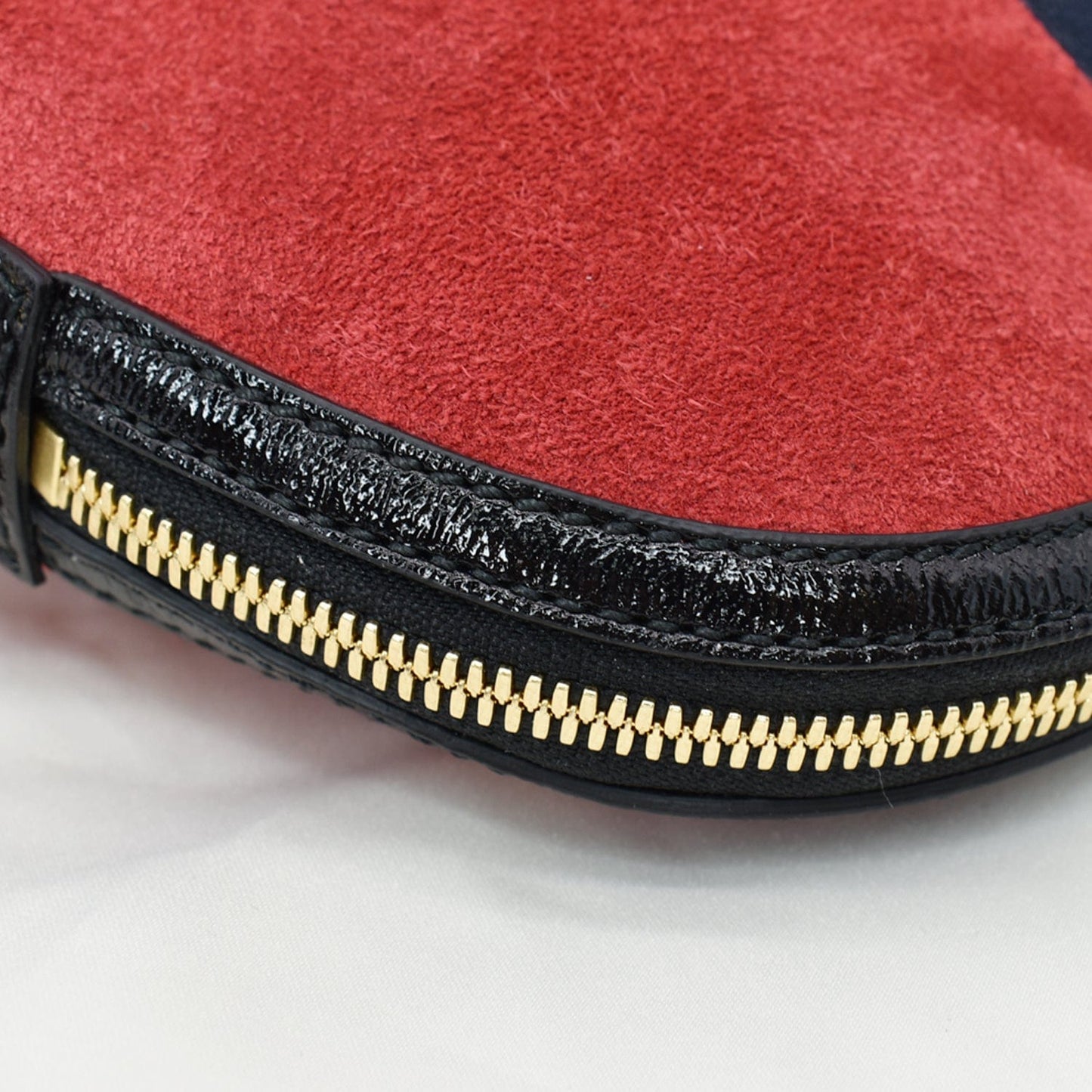 GUCCI Ophidia GG Small Suede Shoulder Bag Red 499621