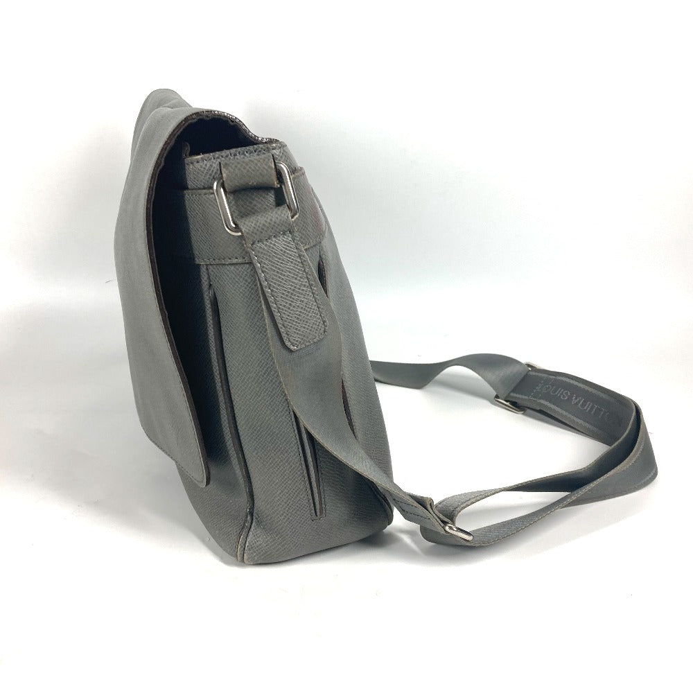 LOUIS VUITTON Shoulder Bag M32623 Taiga Leather gray Taiga Roman MM mens