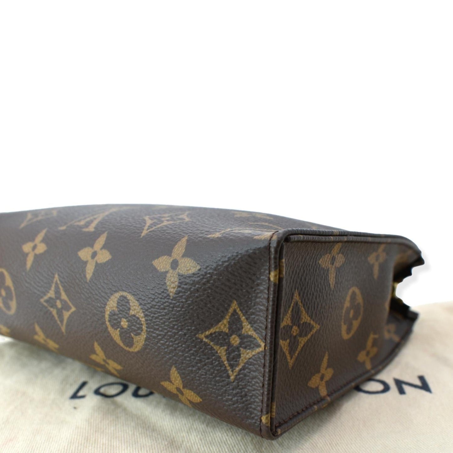 LOUIS VUITTON Toiletry 19 Monogram Canvas Cosmetics Pouch Brown