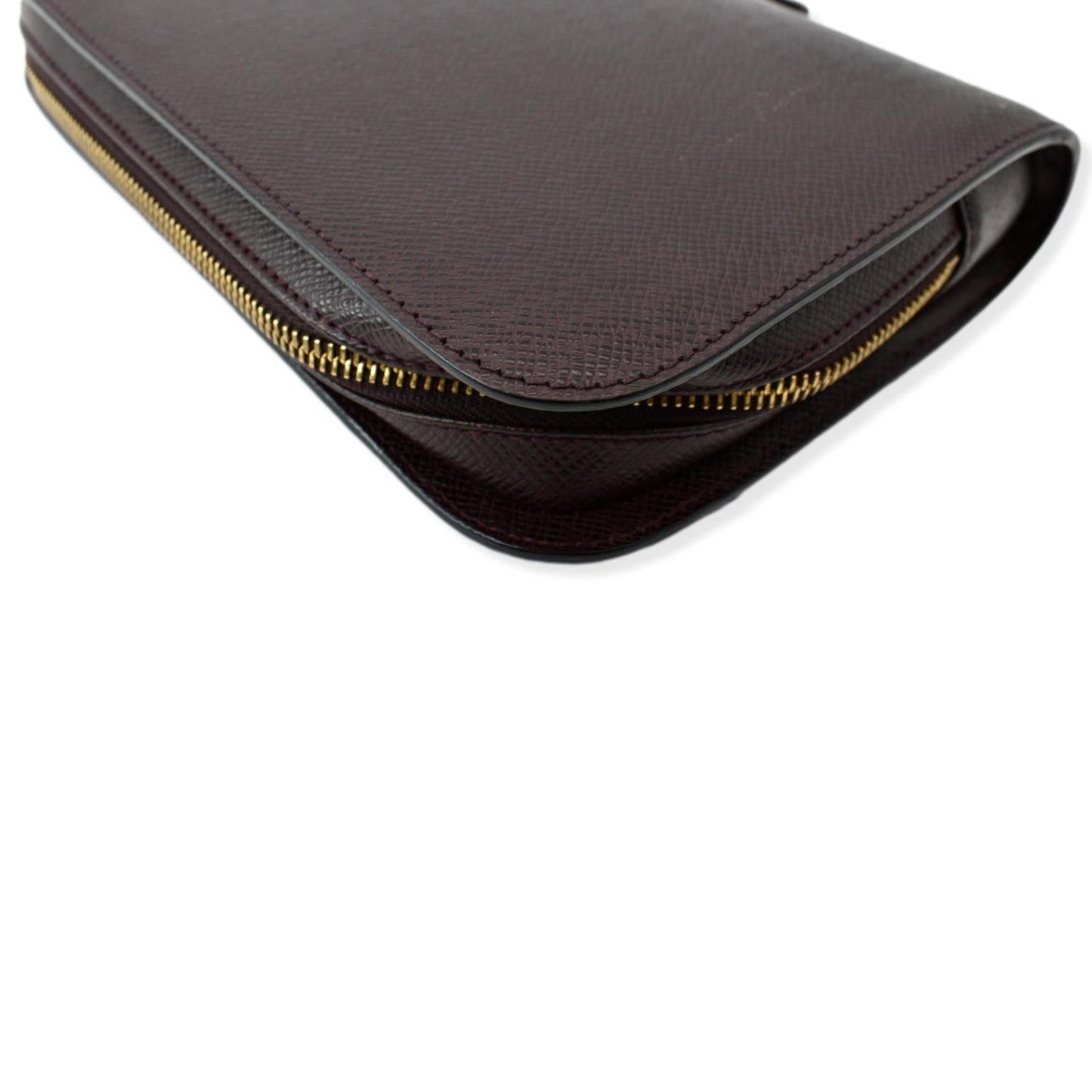 LOUIS VUITTON Orsay Taiga Leather Clutch Bag Purple