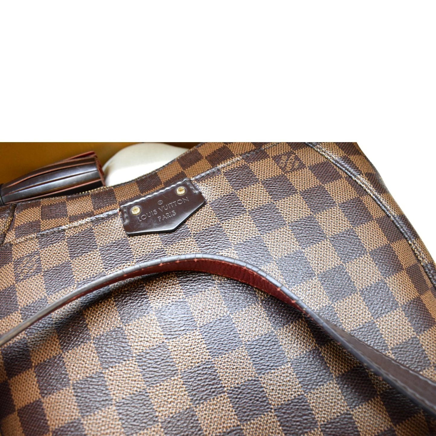 LOUIS VUITTON South Bank Besace Damier Ebene Crossbody Bag Brown