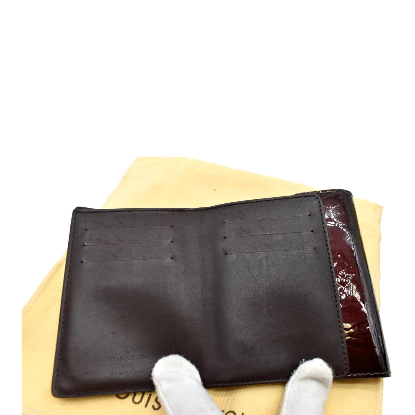 LOUIS VUITTON Koala Monogram Vernis Wallet Amarante