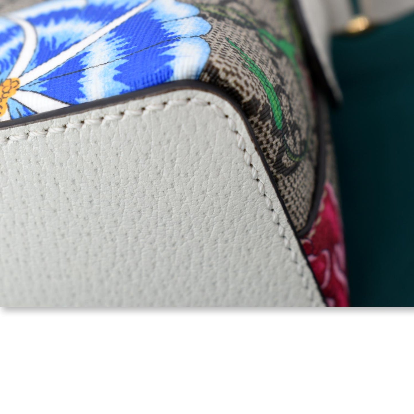 GUCCI Ophidia Flora Small Supreme Canvas Shoulder Bag Beige 499621