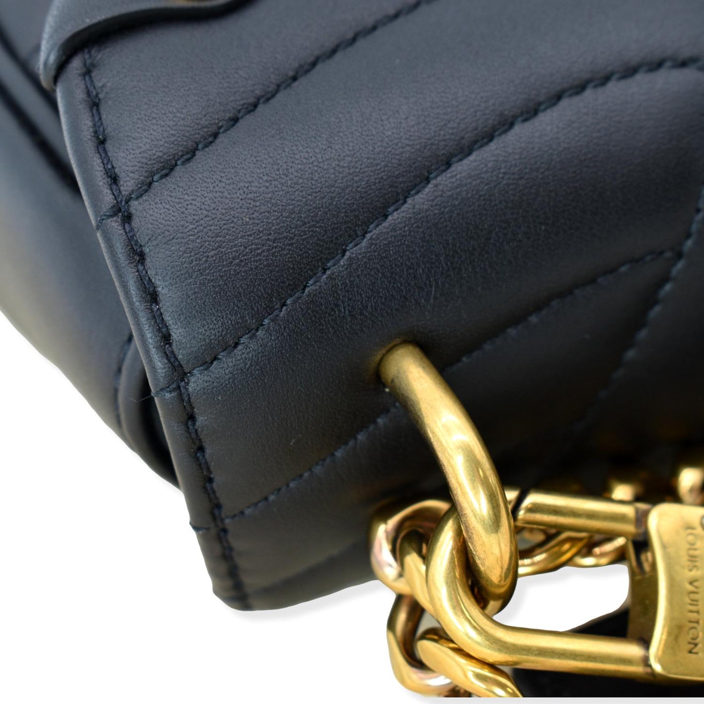 LOUIS VUITTON New Wave Chain MM Calfskin Leather Shoulder Bag Black