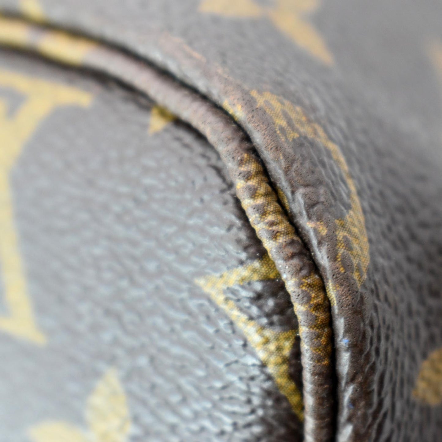 LOUIS VUITTON Neverfull GM Monogram Canvas Tote Bag Brown