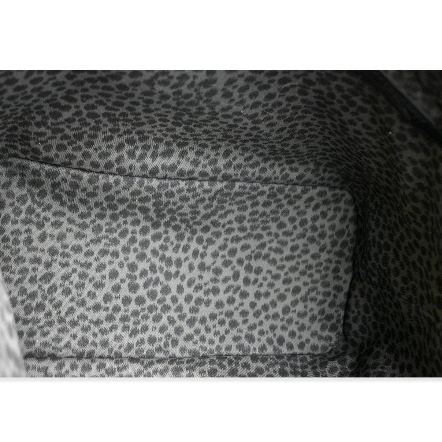 Louis Vuitton Neverfull MM Wild At Heart Monogram Giant Tote Bag Black