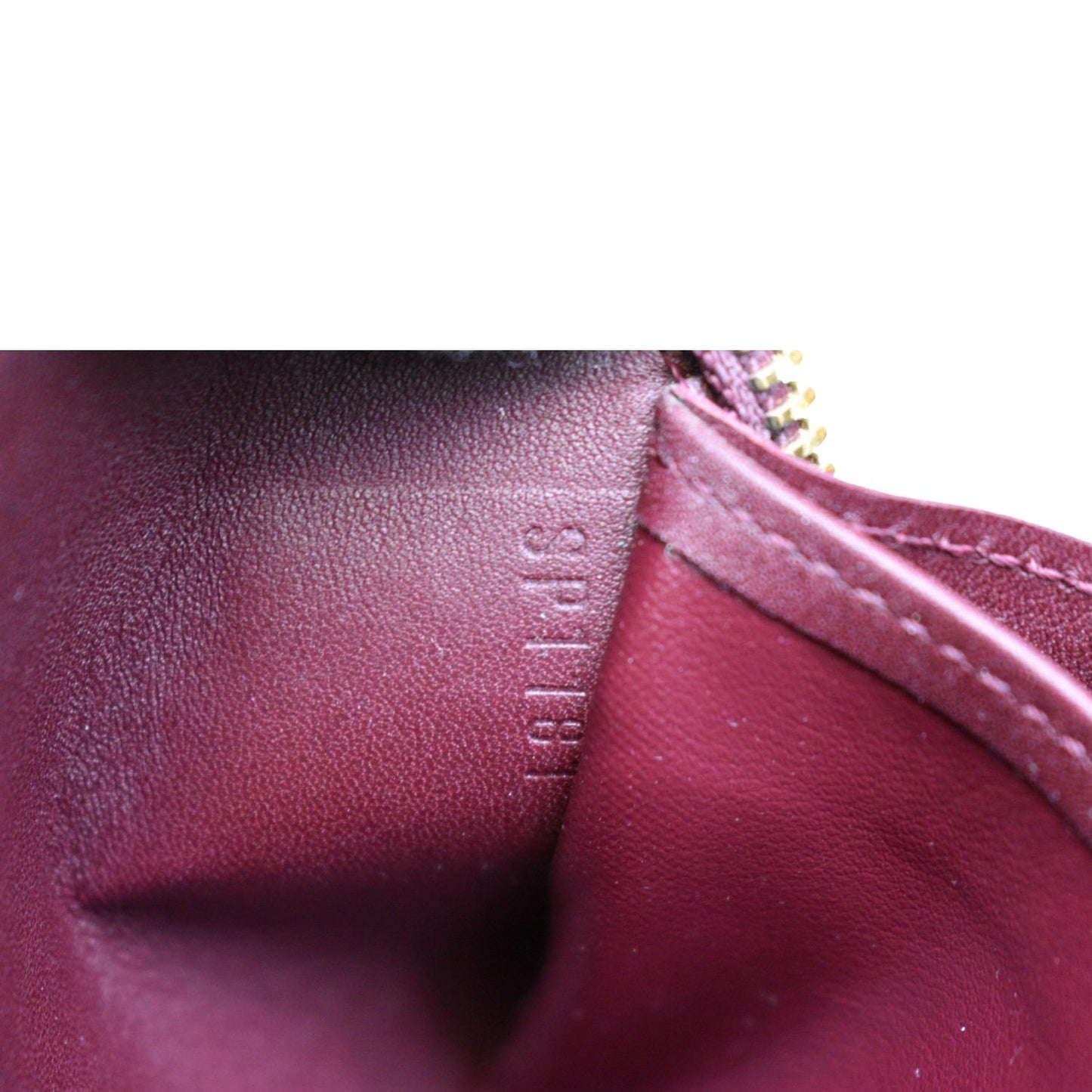 LOUIS VUITTON Monogram Vernis Zippy Wallet Amarante