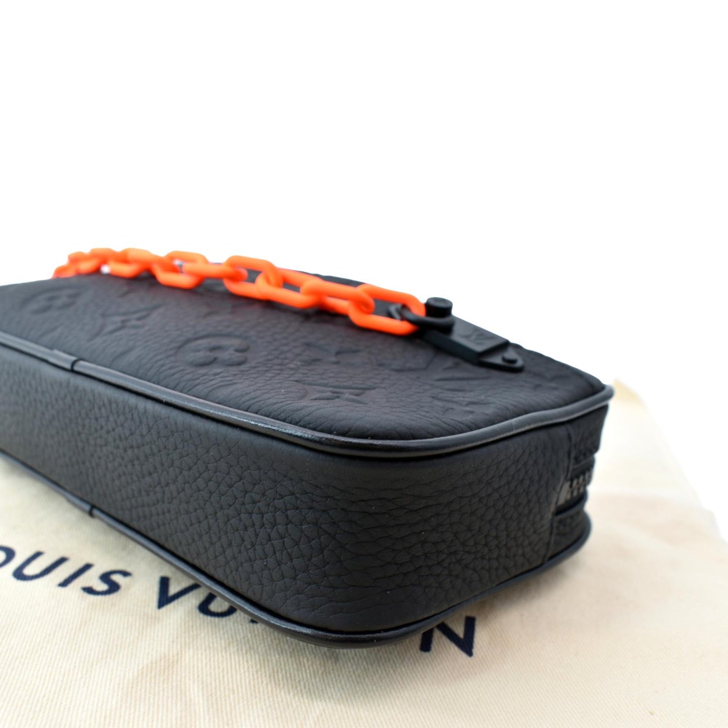 LOUIS VUITTON Volga Monogram Empreinte Chain Pochette Bum Bag Black