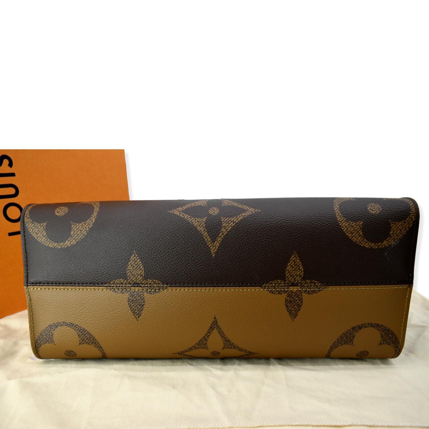 LOUIS VUITTON Onthego MM Giant Monogram Canvas Tote Shoulder Bag Brown