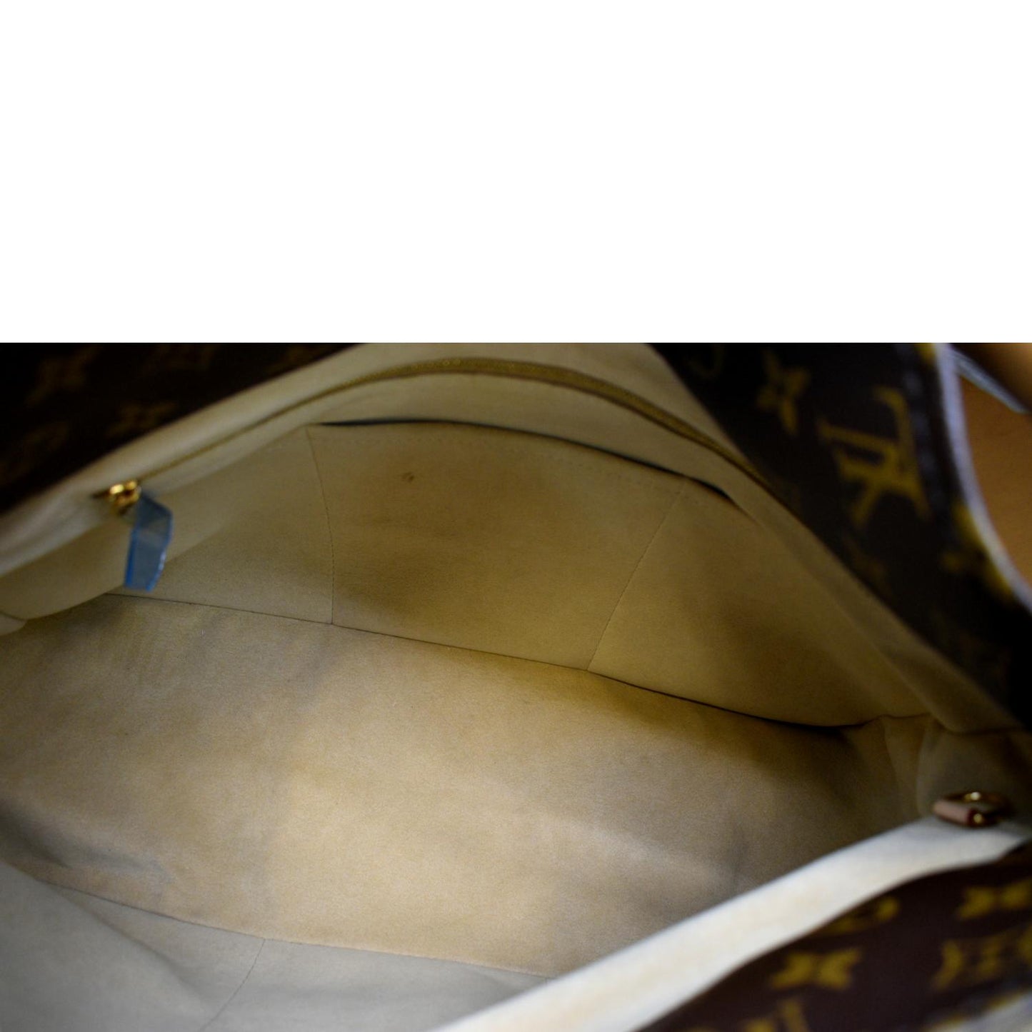 LOUIS VUITTON  Artsy MM Monogram Canvas Hobo Bag Brown