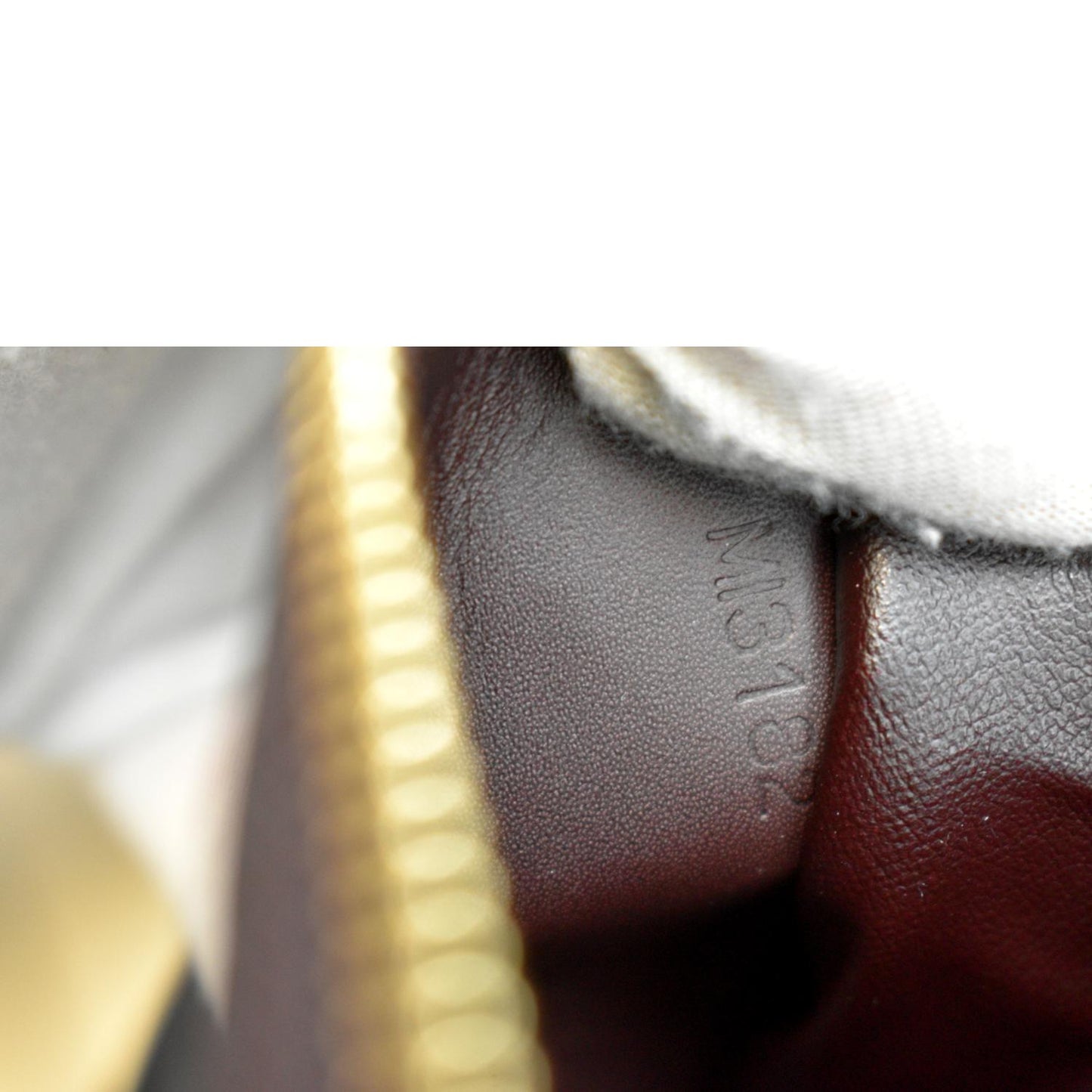 LOUIS VUITTON Monogram Vernis Zippy Wallet Amarante