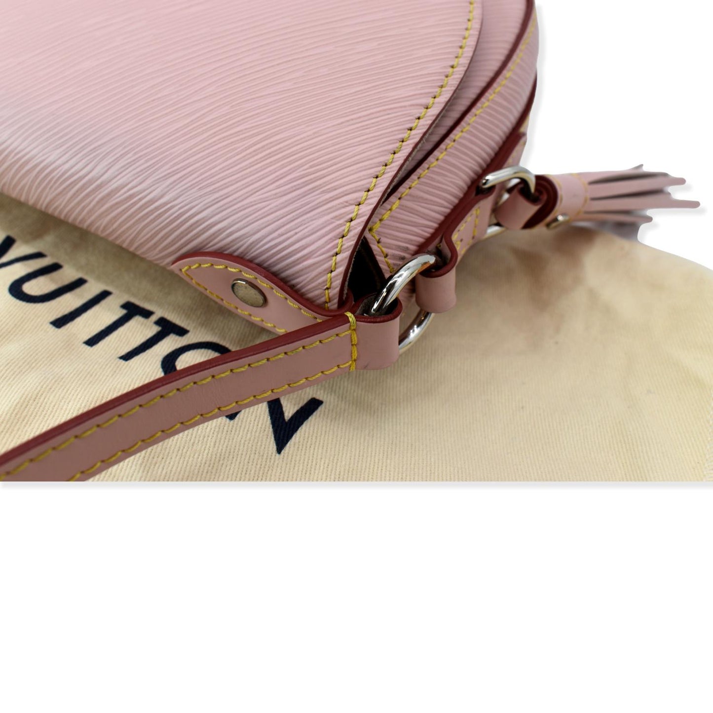 LOUIS VUITTON Saint Cloud Epi Leather Shoulder Bag Rose Ballerine