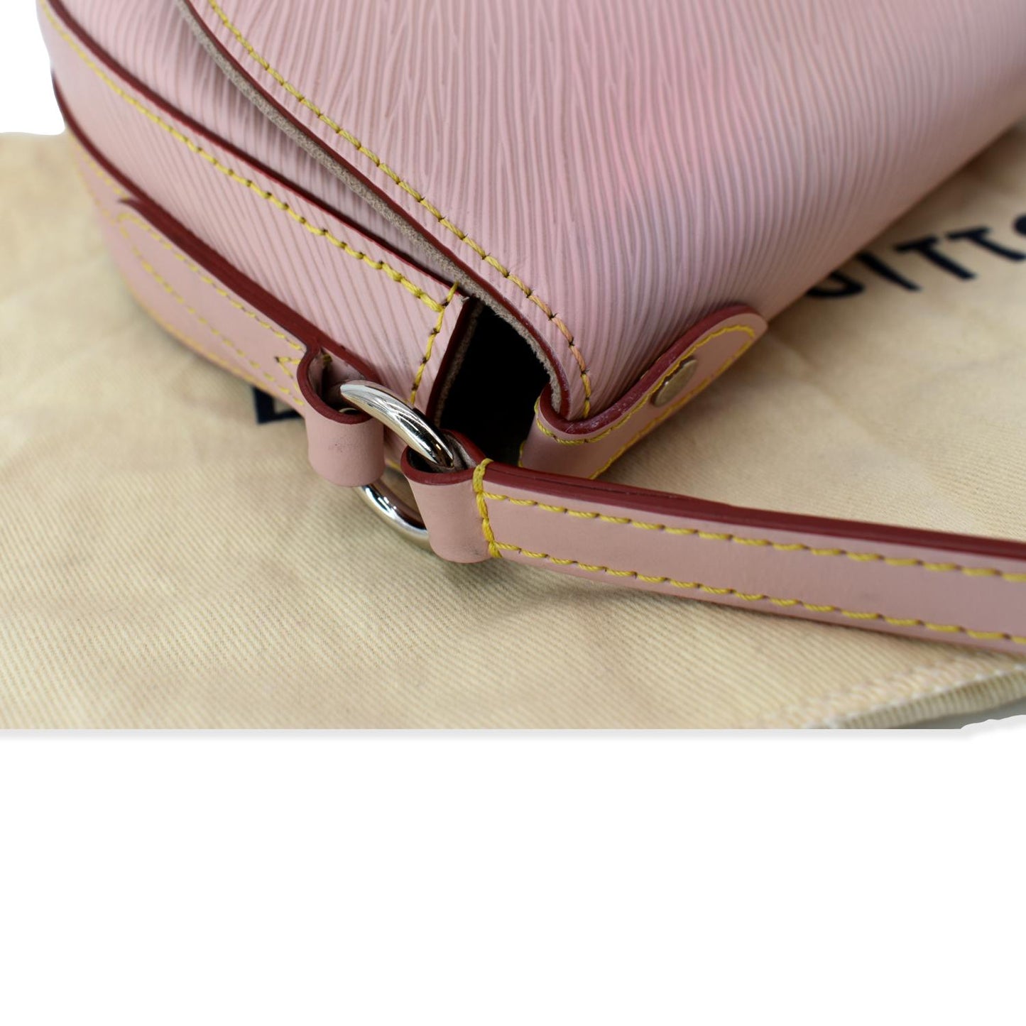 LOUIS VUITTON Saint Cloud Epi Leather Shoulder Bag Rose Ballerine