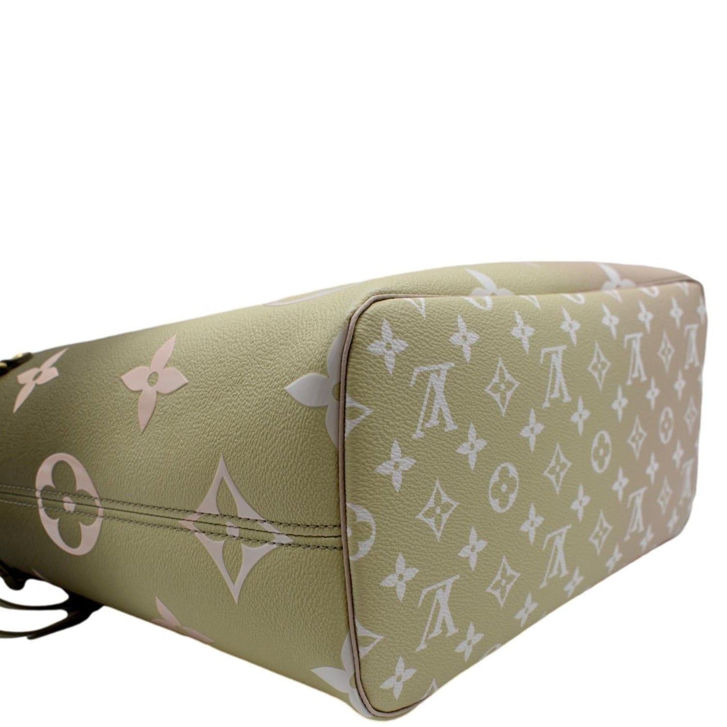 LOUIS VUITTON Neverfull MM Monogram Coated Canvas Tote Sunset Kaki