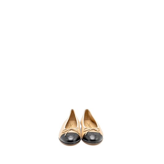 Chanel Size 37 Ballerinas Flat Shoes Lambskin Beige/Black
