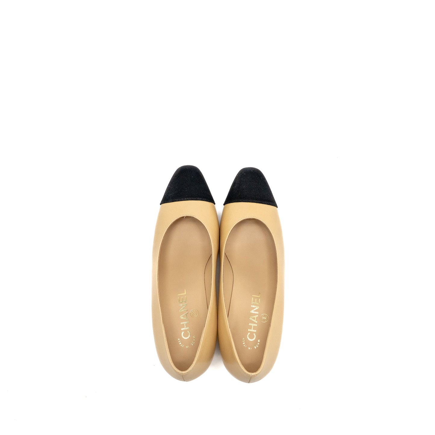 Chanel Size 36 Pump lambskin beige / black