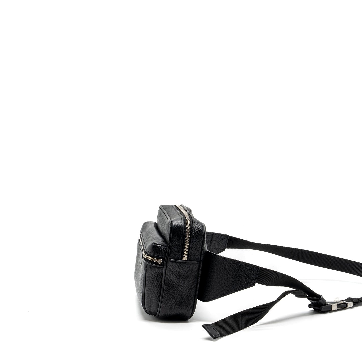 Louis Vuitton Taiga Bum Purse Outdoor Leather Black