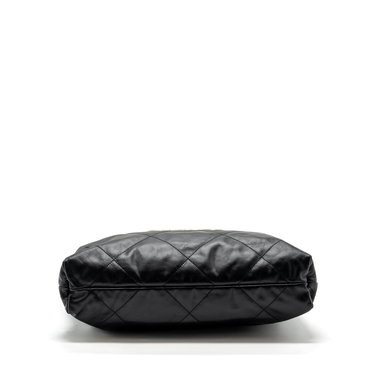 Chanel medium 22 bag calfskin black GHW (microchip)