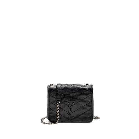 Saint Laurent / Niki Chain Wallet Crinkled Calfskin Black