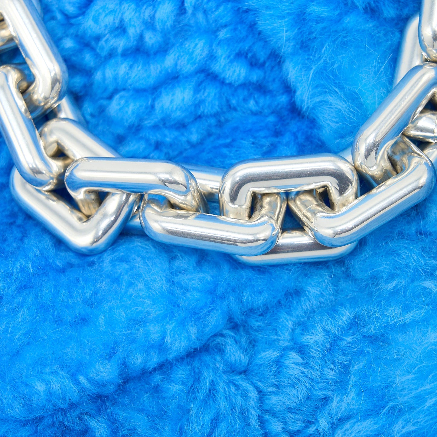 Bottega Veneta Fur Purse with Chain Shearling/Lambskin Blue