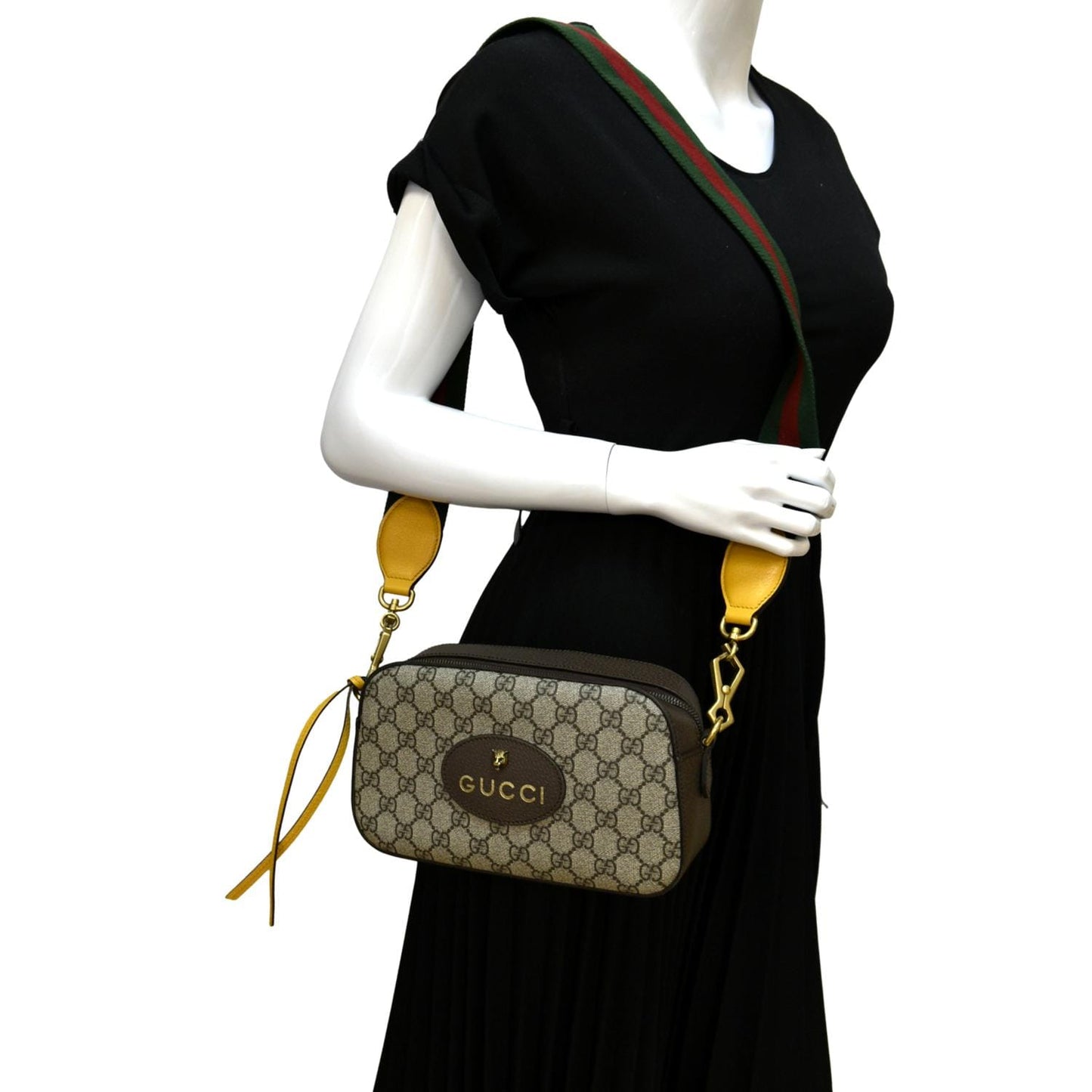 GUCCI Neo Vintage GG Supreme Canvas Messenger Bag Beige 476466