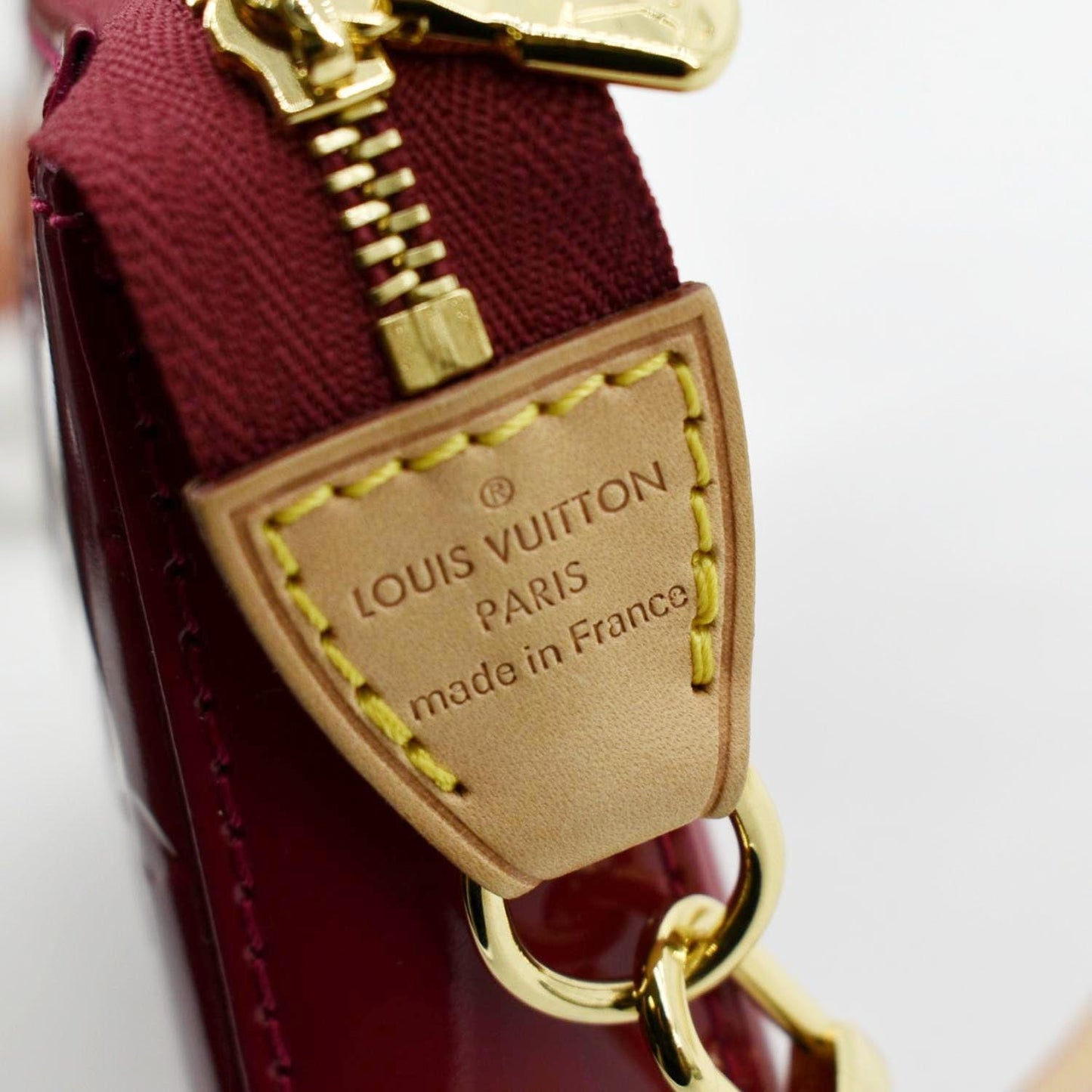 LOUIS VUITTON Pochette Accessoires Monogram Vernis Pouch Bag Red