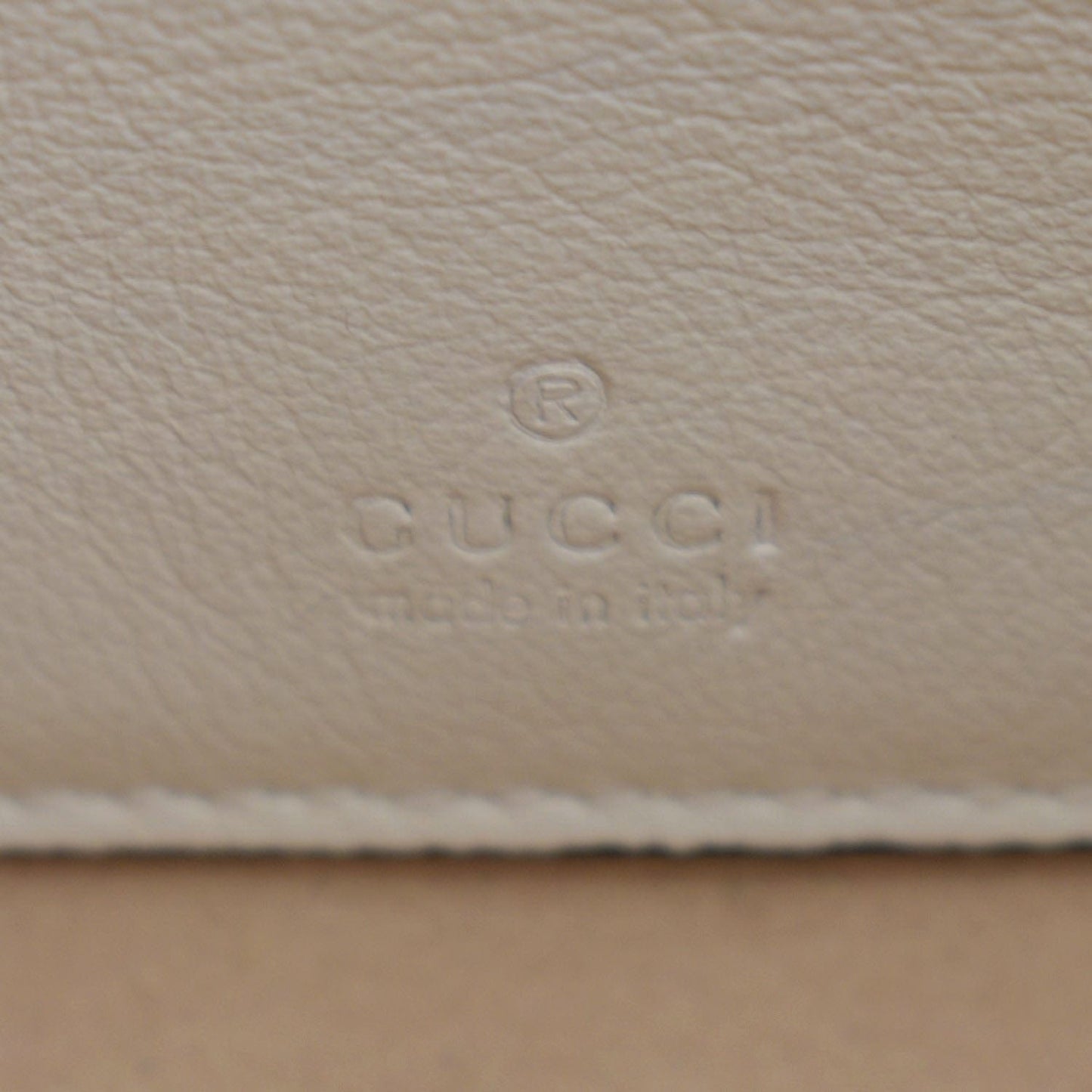 GUCCI Rajah Mini Leather Chain Shoulder Bag White 573797