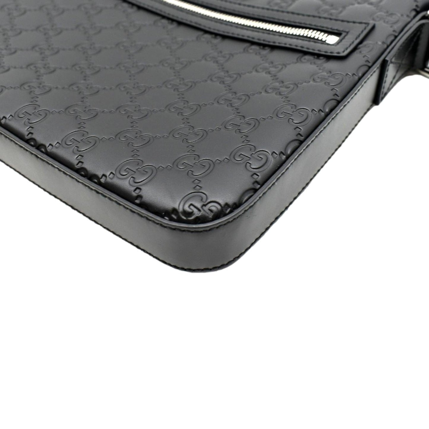 GUCCI GG Signature Leather Messenger Bag Black 406410