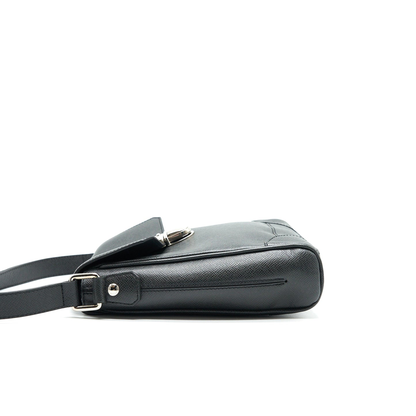 louis vuitton men's Messenger Purse in black