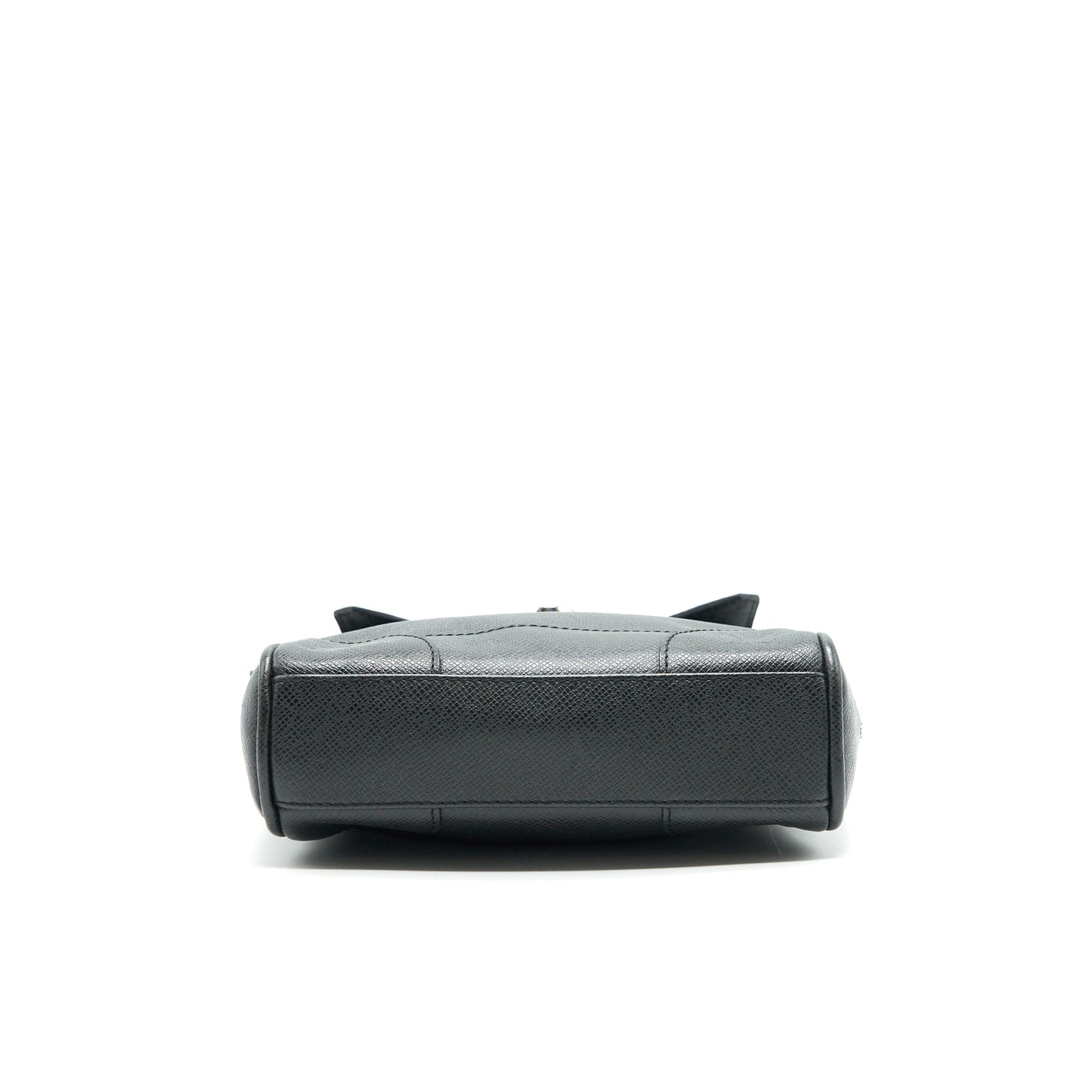 louis vuitton men's Messenger Purse in black
