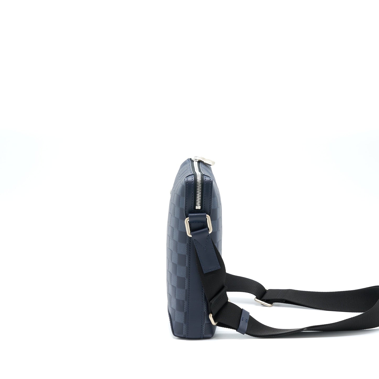 Louis Vuitton Discovery Messenger Damier Infini