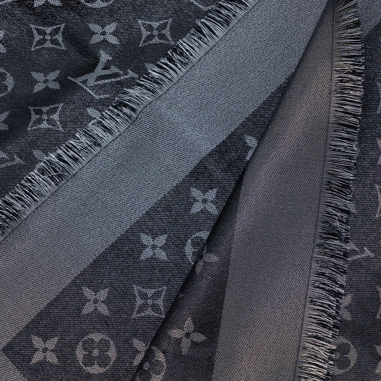 Louis Vuitton Monogram Shine Shawl Wool/Silk Black/Silver