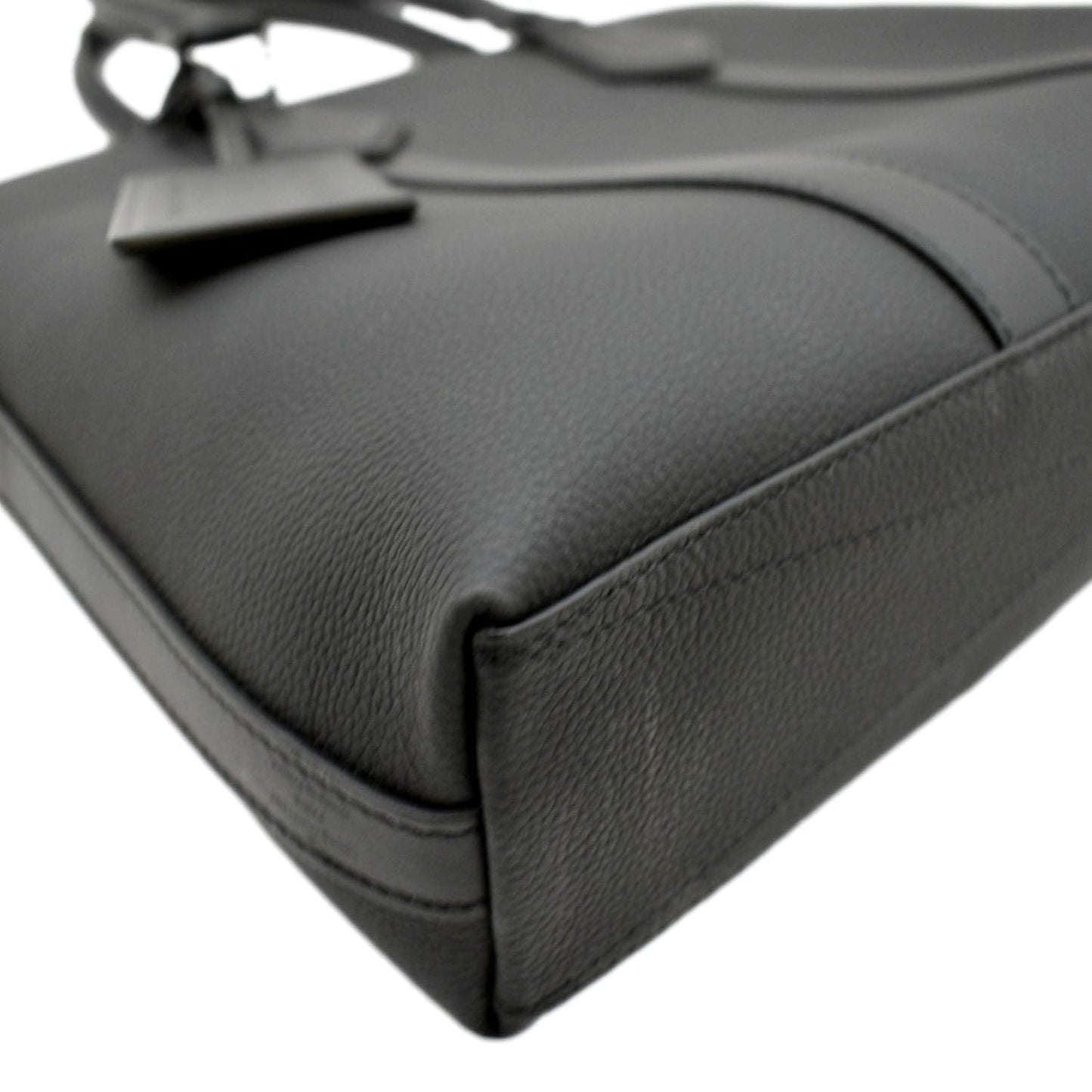 LOUIS VUITTON Takeoff Aerogram Grained Calf Leather Briefcase Black