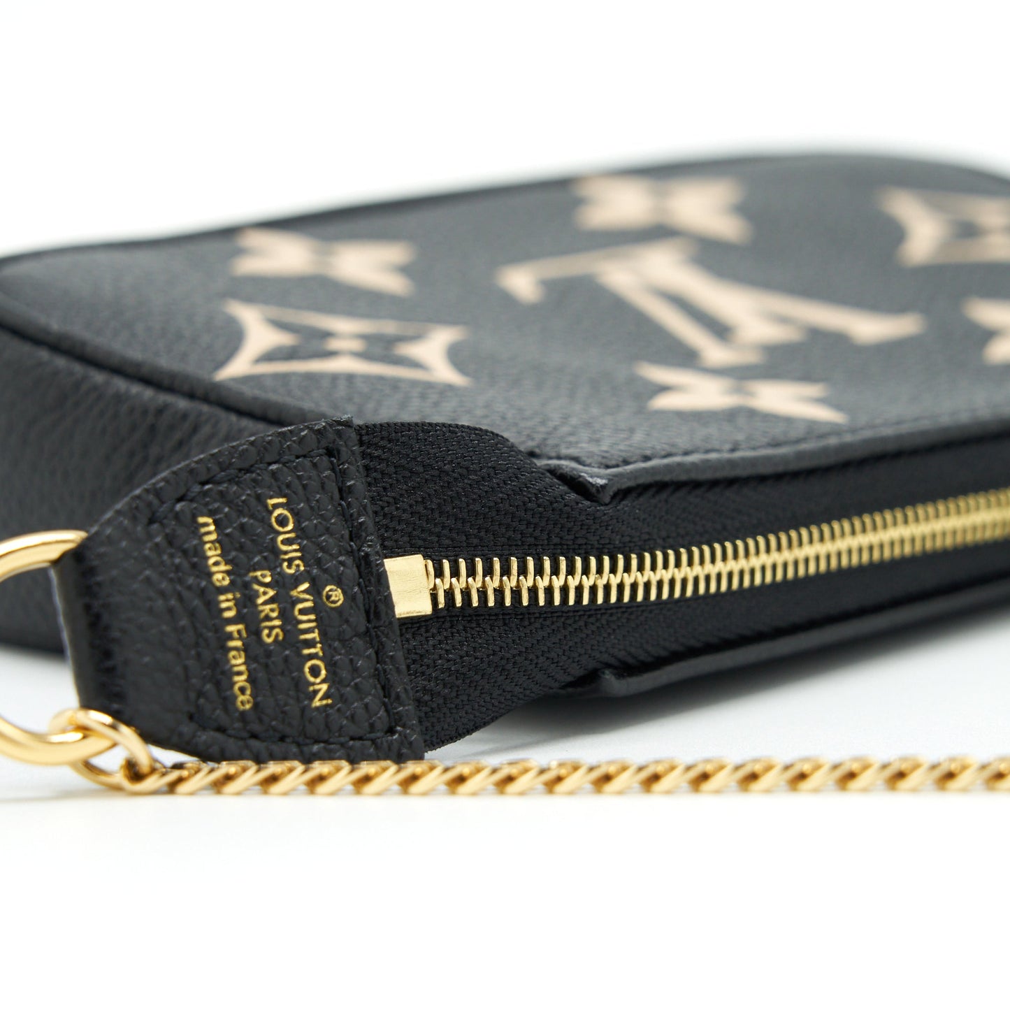 Louis Vuitton Mini Pochette Accessories Bicolour Monogram âem-Reintegration Black
