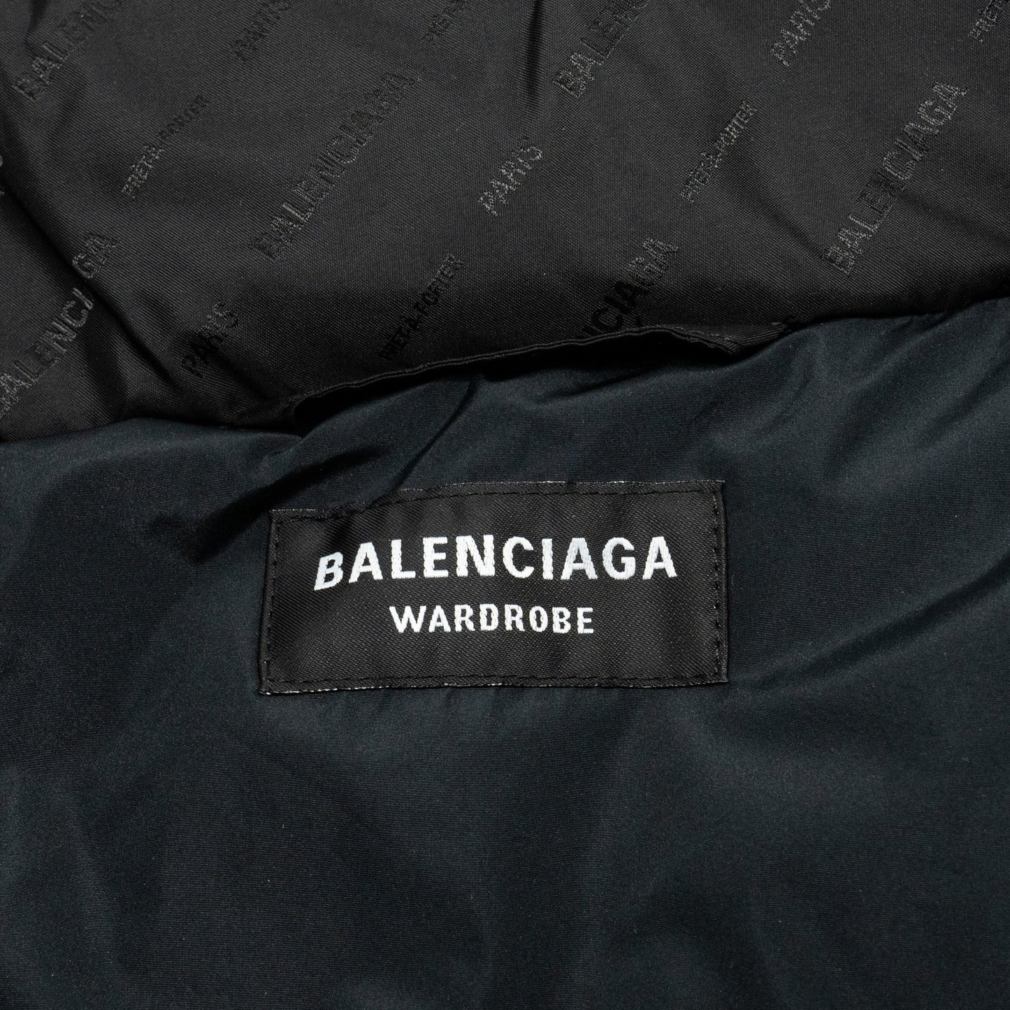 Balenciaga size 44 oversized puffer jacket black