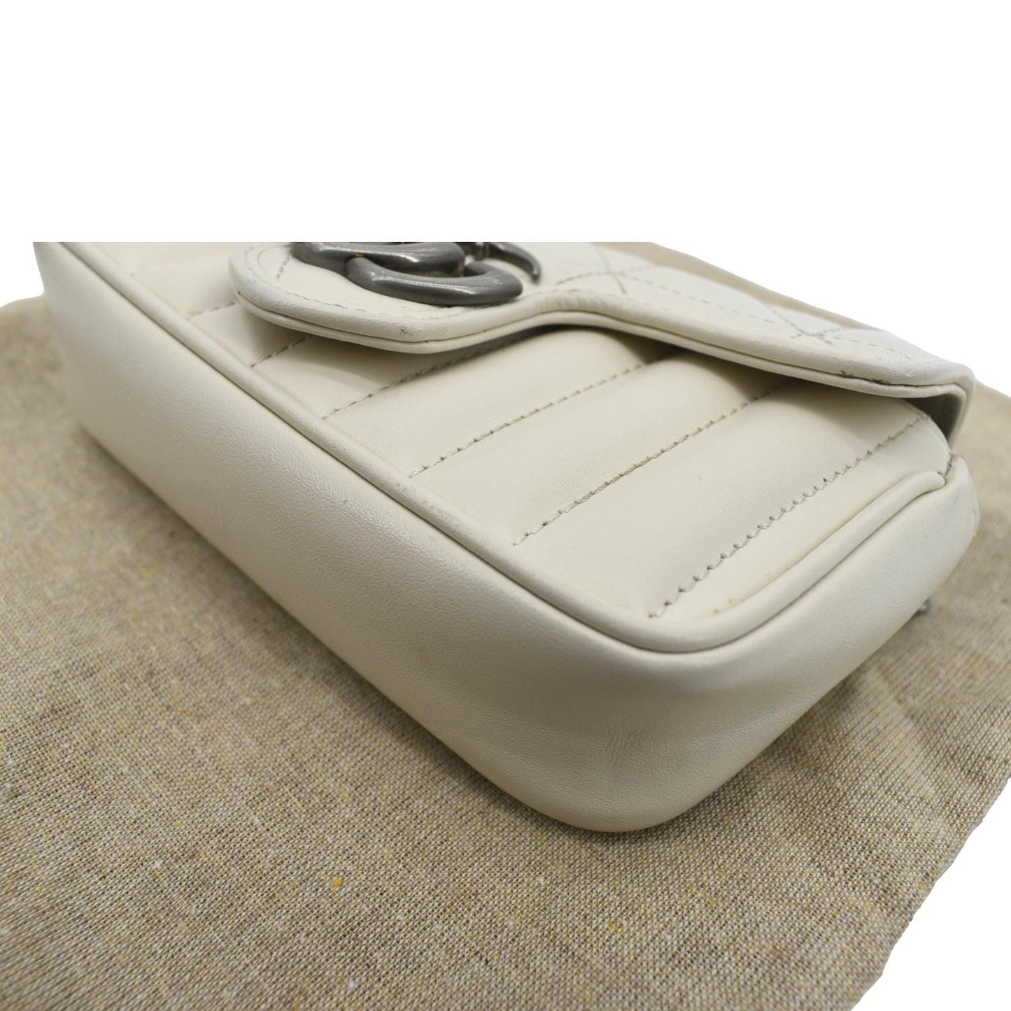 GUCCI GG Marmont Super Mini Matelasse Leather Shoulder Bag White 476433