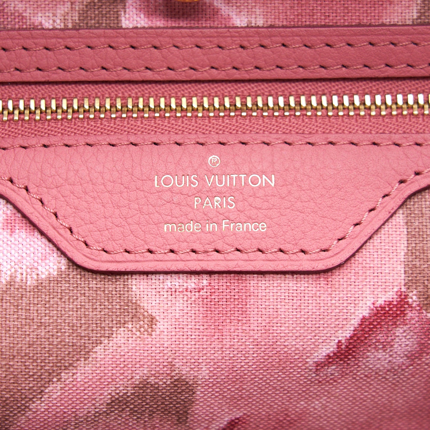 Louis Vuitton Edition Ikat Neverfull GM in Monogram and pink