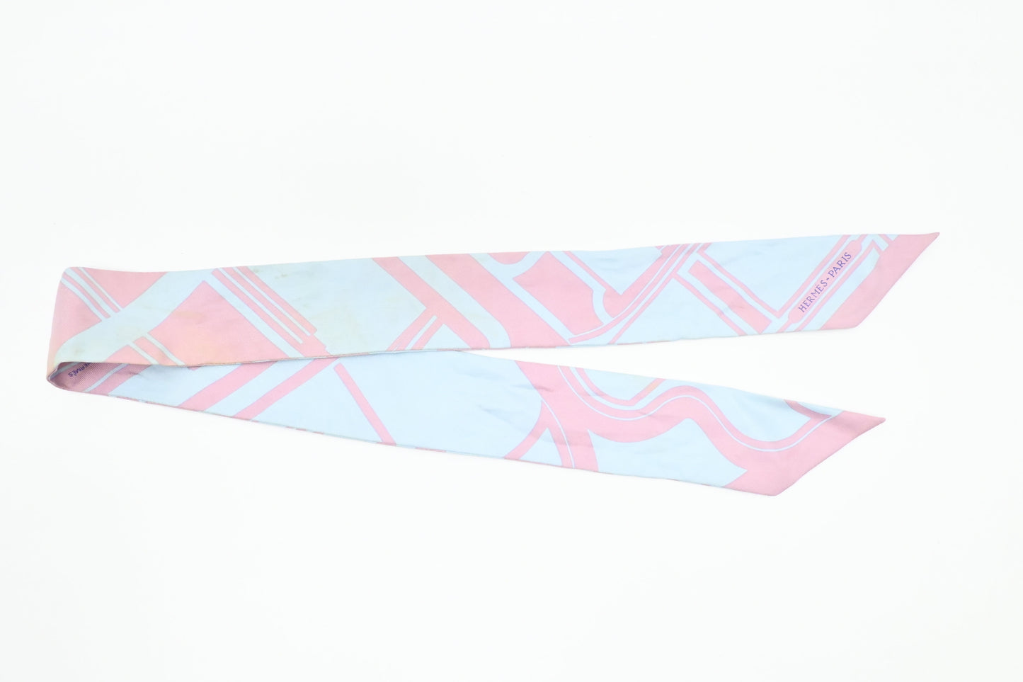 Hermes 'Les Coupes Tattoo' Twilly in Pale Blue and Pink Silk