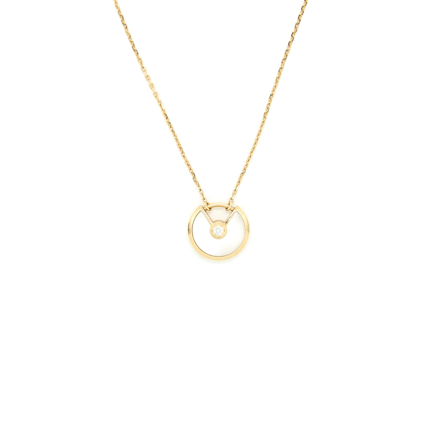 CARTIER AMULETTE DE CARTIER NECKLACE XS MODEL WITH YELLOW GOLD WHITE MOTHER-OF-PEARL