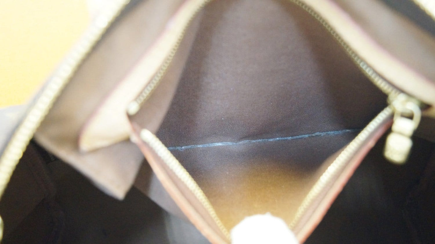 LOUIS VUITTON Monogram Canvas Speedy 30 Bandouliere Satchel Bag