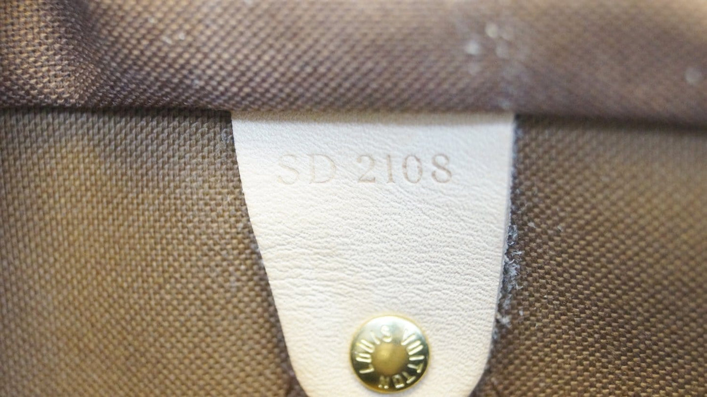 LOUIS VUITTON Monogram Canvas Speedy 30 Bandouliere Satchel Bag