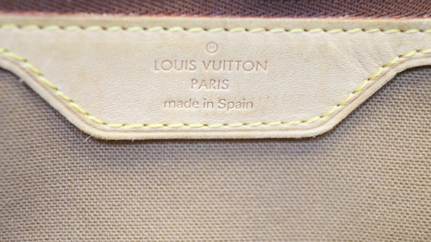 LOUIS VUITTON Monogram Canvas Batignolles Horizontal Shoulder Tote Bag