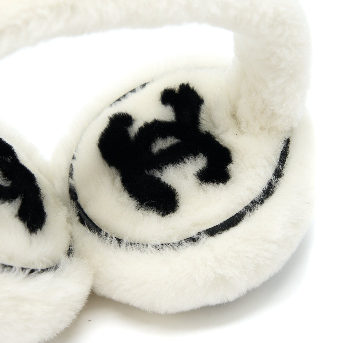 Chanel 22P Shearling CC Logo Earmuffs White/Black