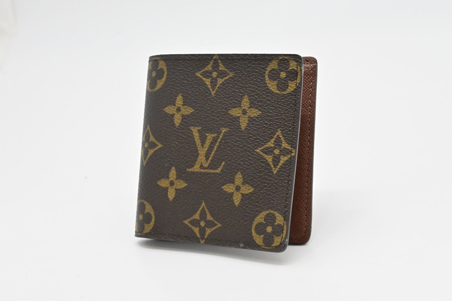 Louis Vuitton Bifold Wallet in Monogram Canvas