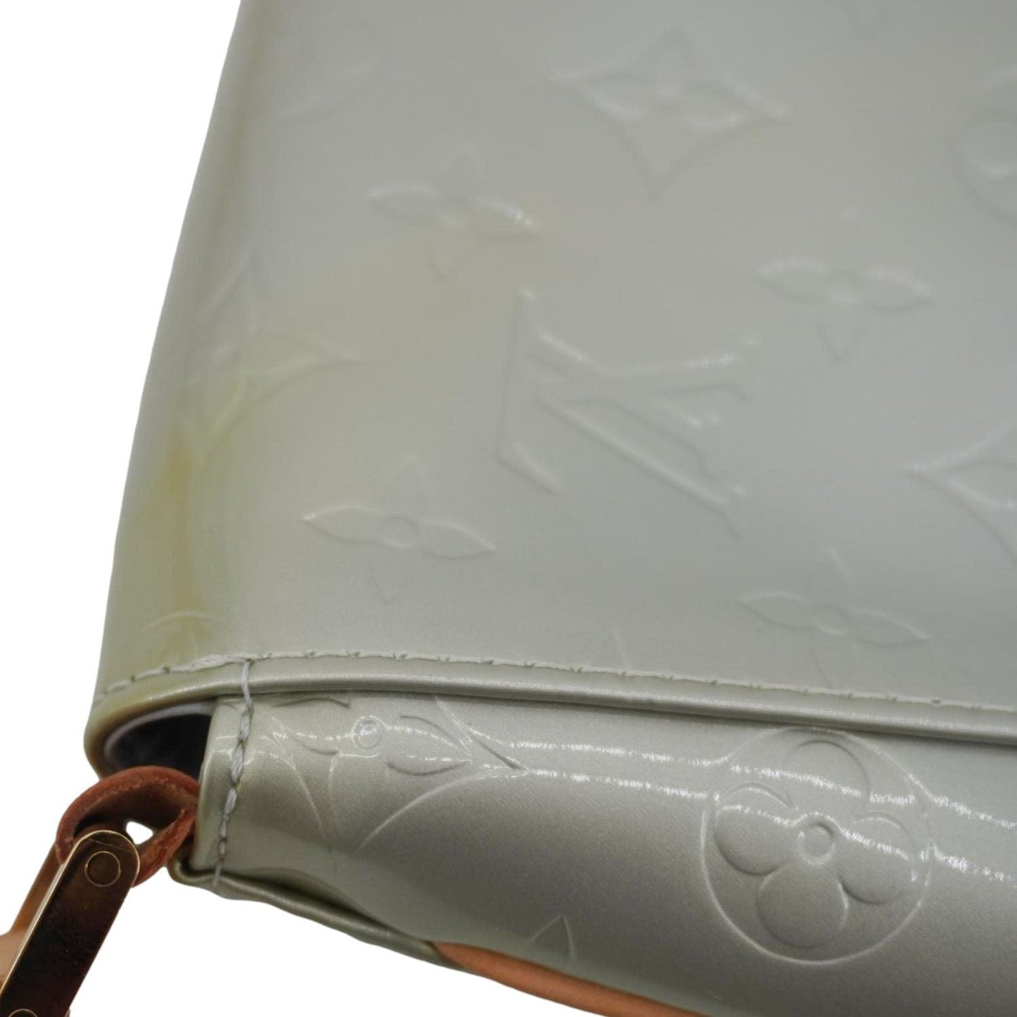 LOUIS VUITTON Thompson Street Monogram Vernis Shoulder Bag Silver
