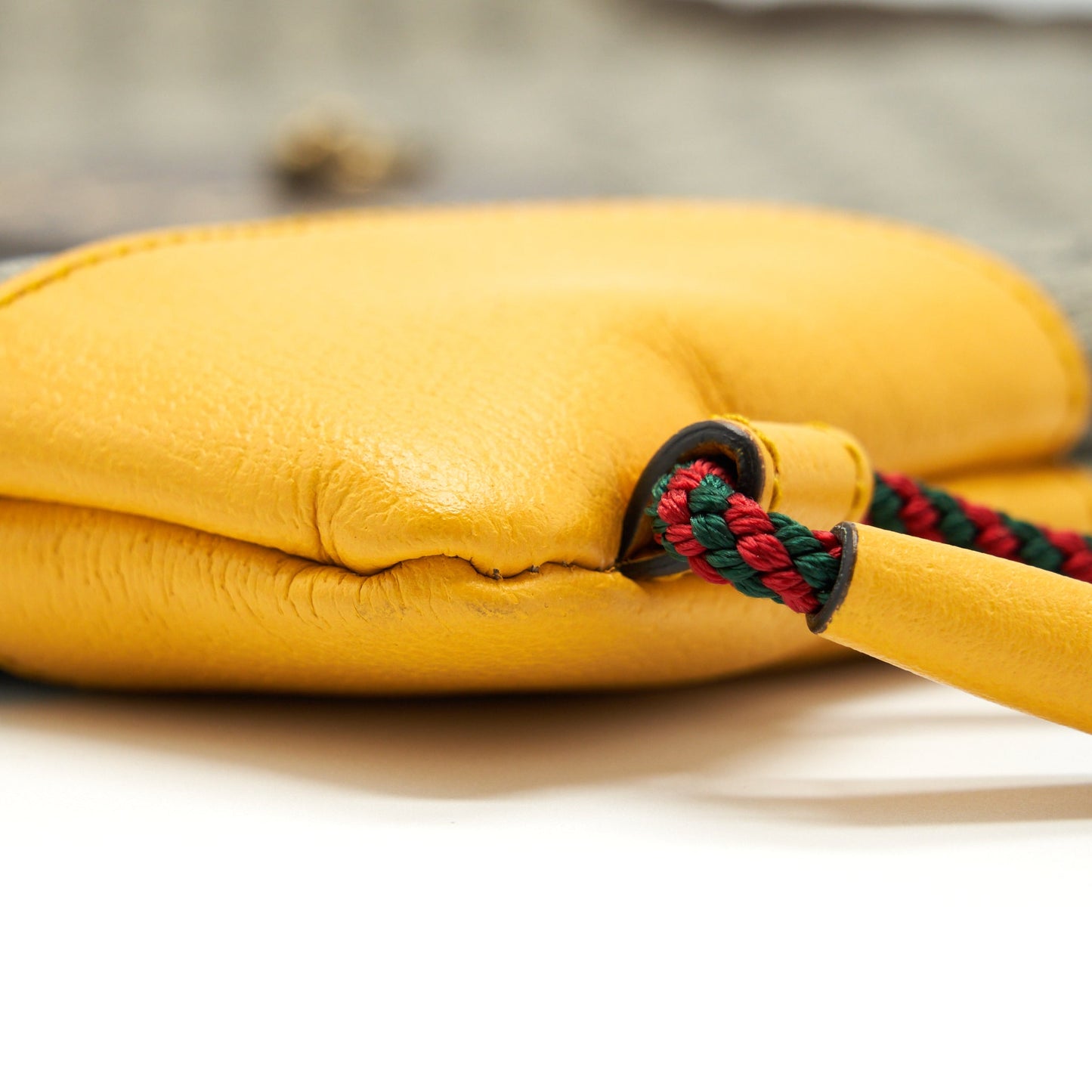 Gucci Drawstring Backpack Supreme Beige/Yellow